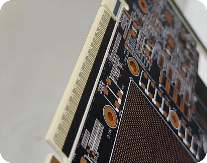 AI 加速卡 PCIe 階梯金手指板